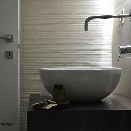 Les 3 Bed & Breakfast 4*