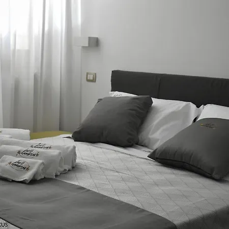 Les 3 Bed & Breakfast 4*